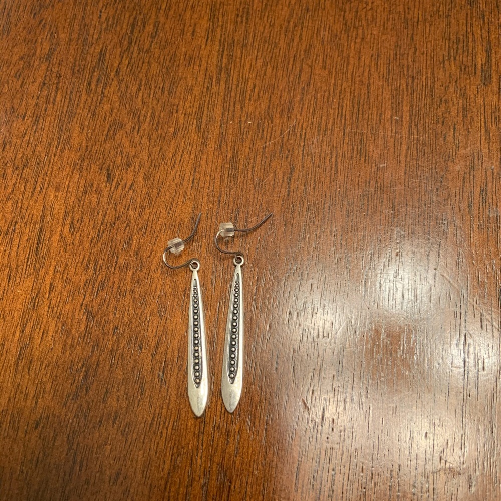 Silver dangly earrings